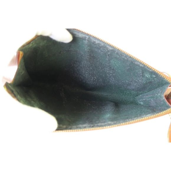 Louis Vuitton Epi Pochette - Picture 11 of 14